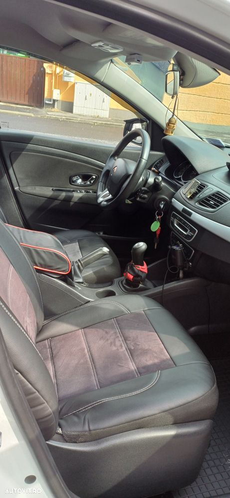 Renault Fluence 1.6 16V Expression - 12