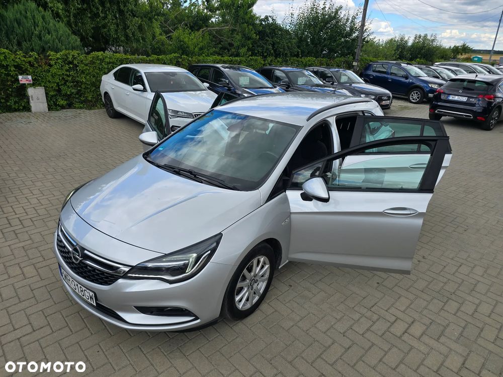 Opel Astra - 34