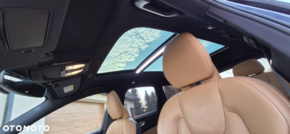 Volvo XC 60 D5 AWD Inscription - 8