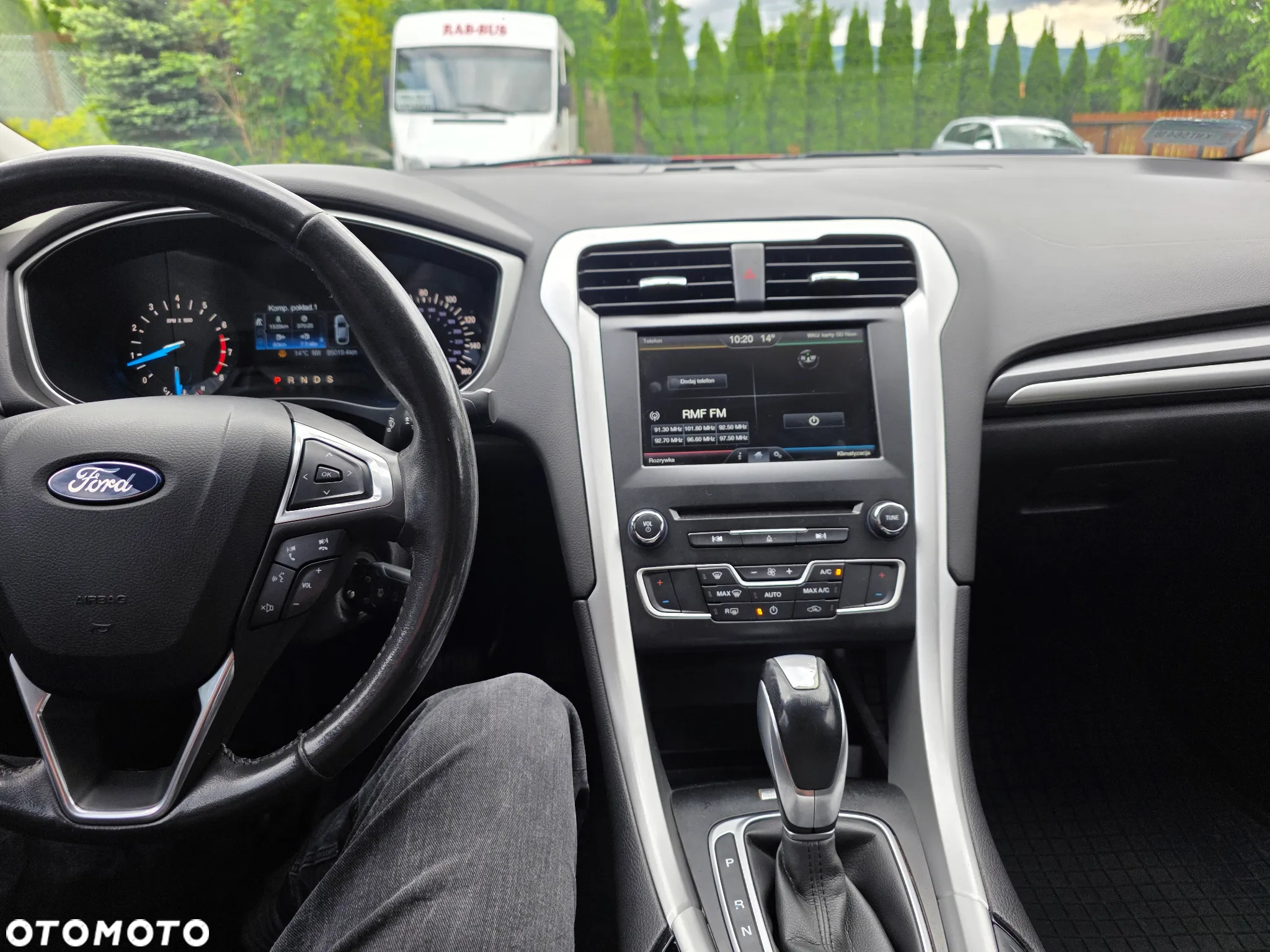 Ford Fusion - 17