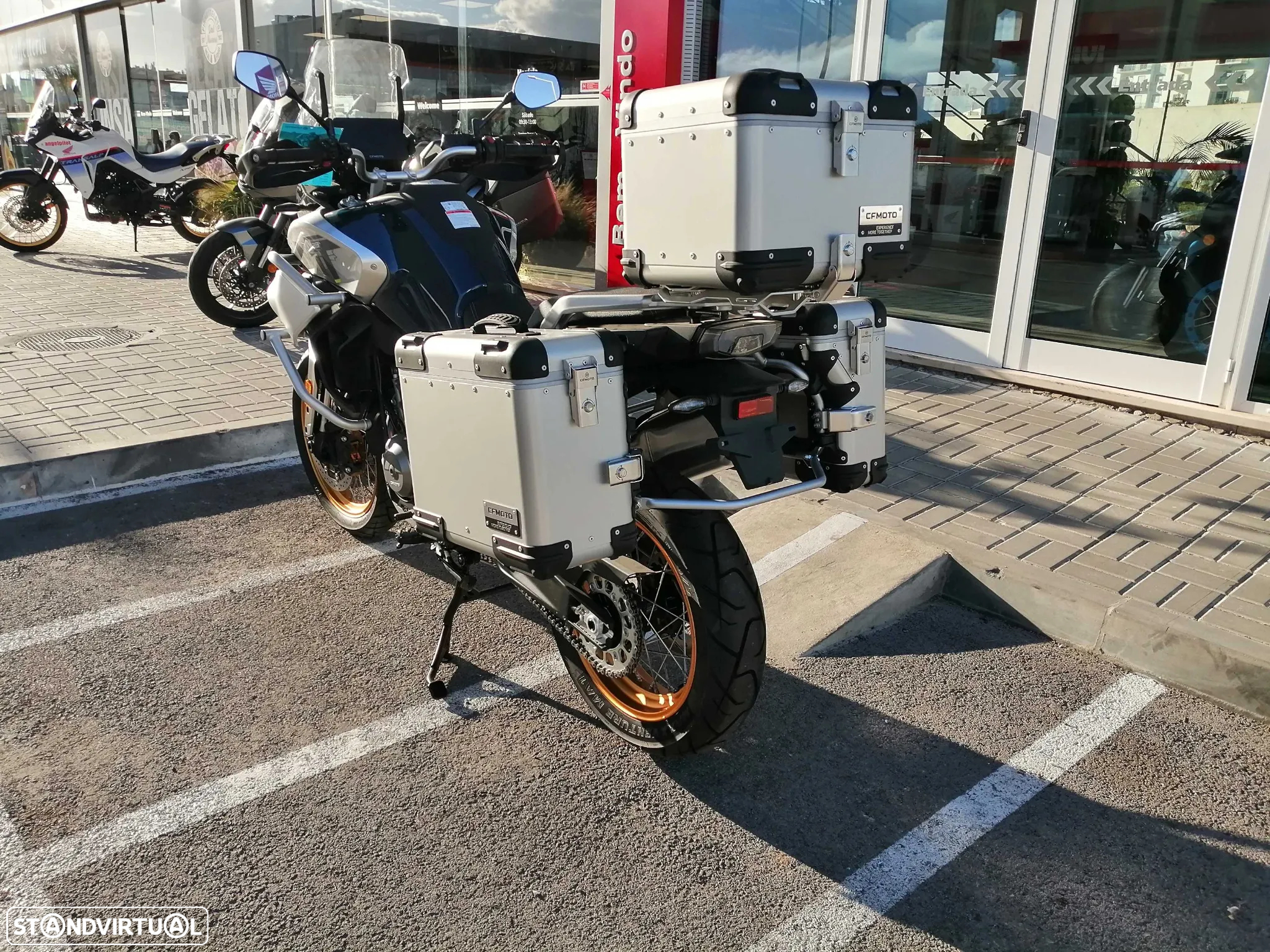CF Moto 800MT - 8