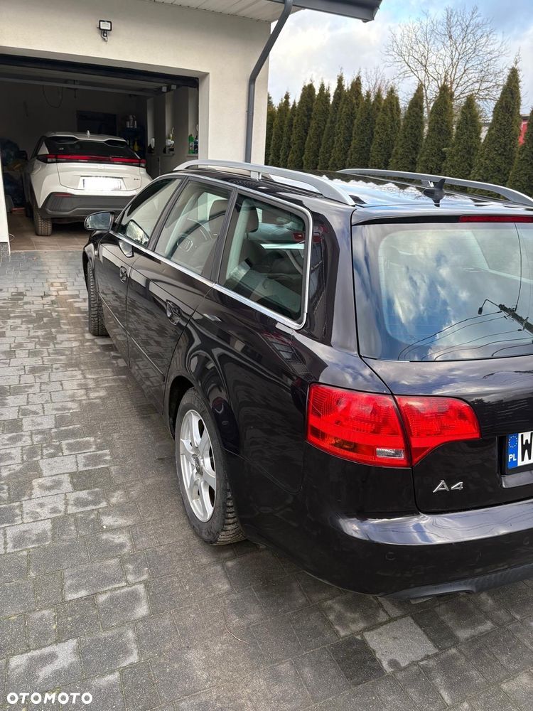 Audi A4 Avant 2.0 TDI DPF - 8