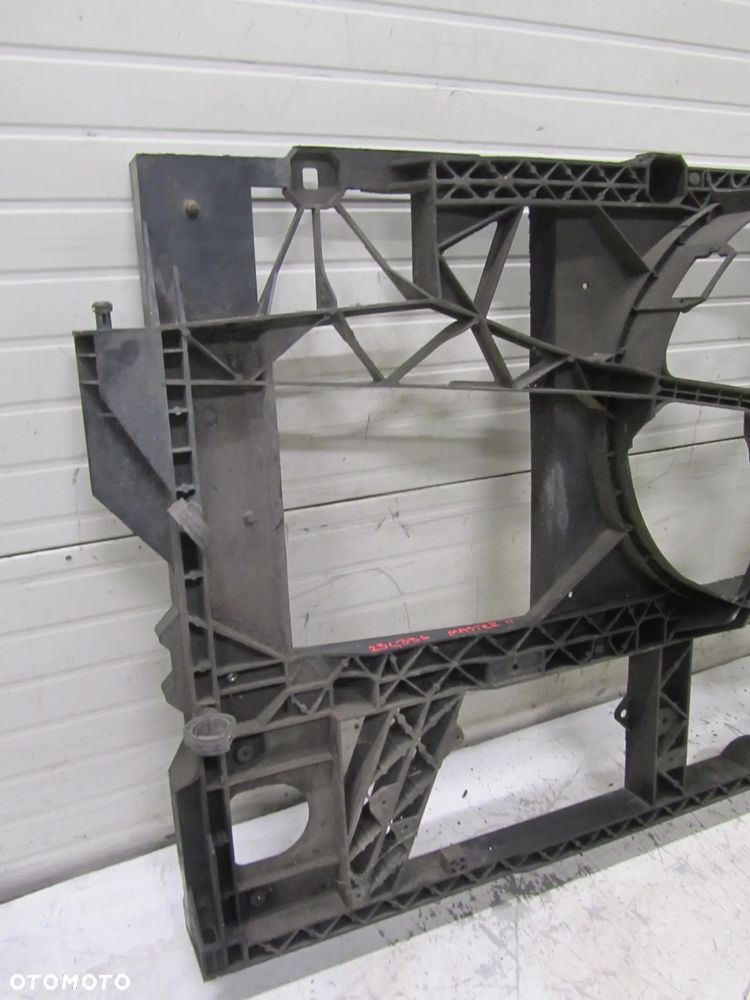 renault master II 2.5 dci obudowa wentylatora - 3