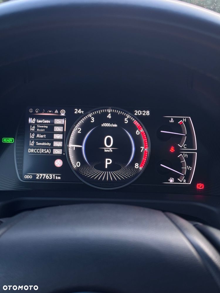 Lexus ES 300h Business Edition - 34