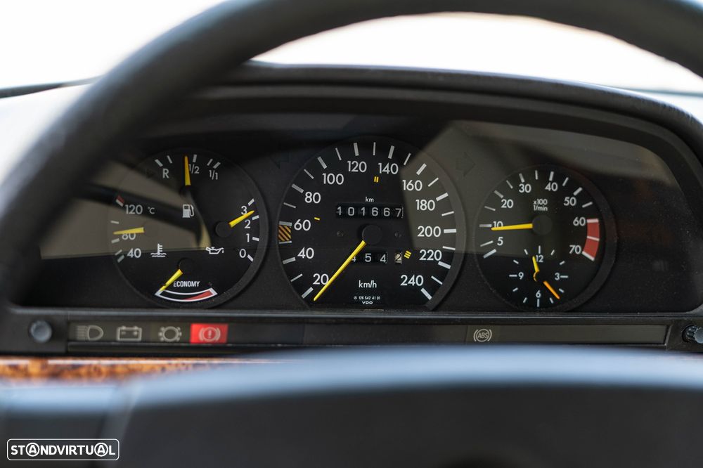 Mercedes-Benz W126 (1979-1992) - 12