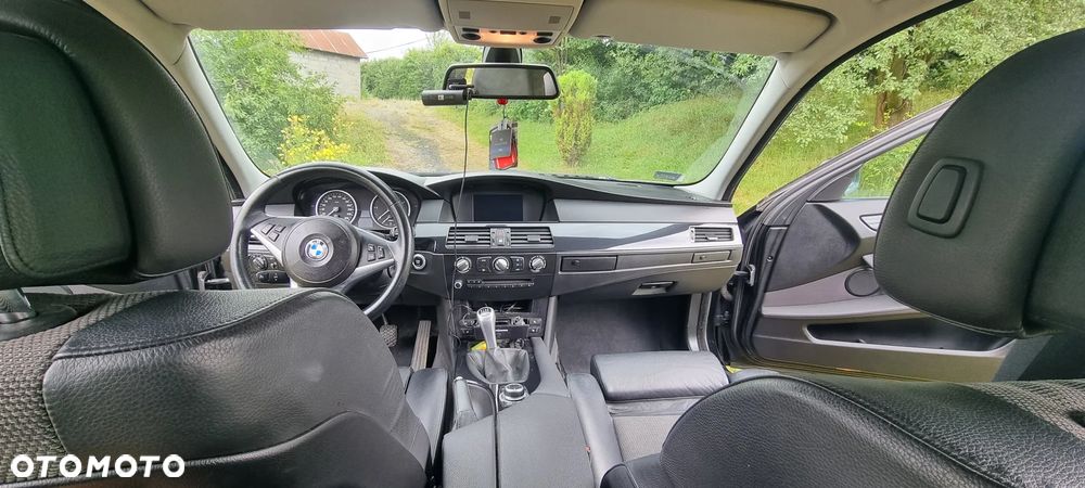 BMW Seria 5 520d - 10