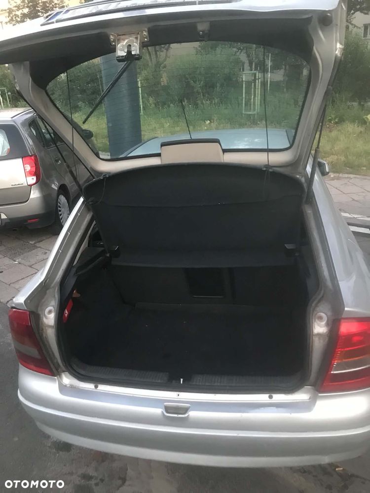 Opel Astra 1.7 TD - 7