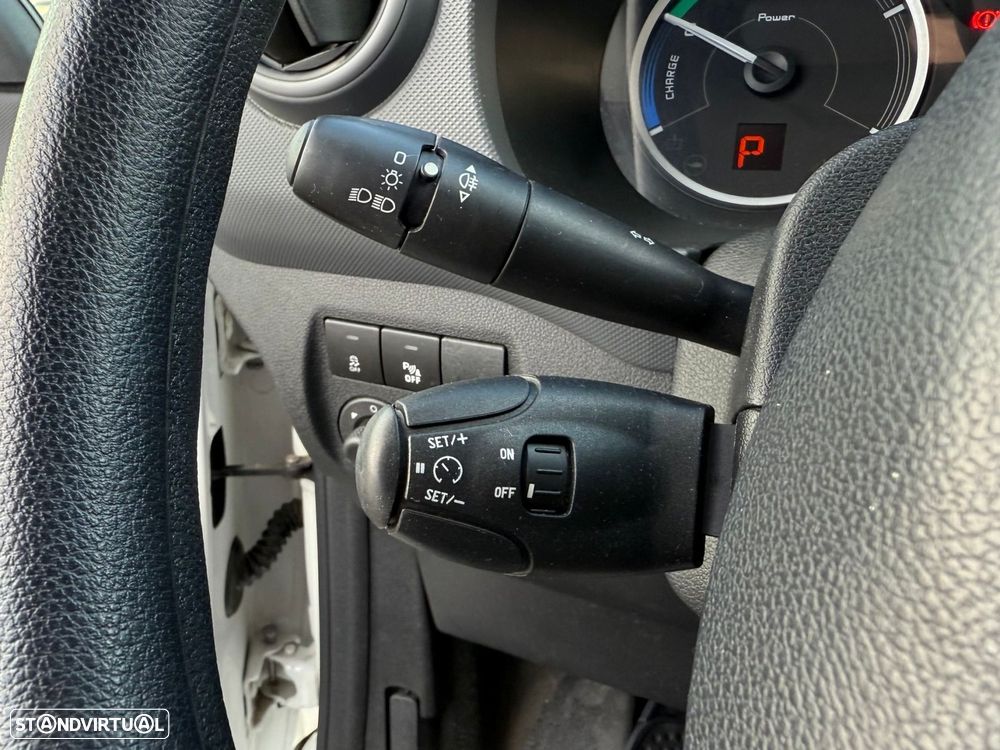 Peugeot e-Partner L2 FlexCab (50kWh) Pro - 11