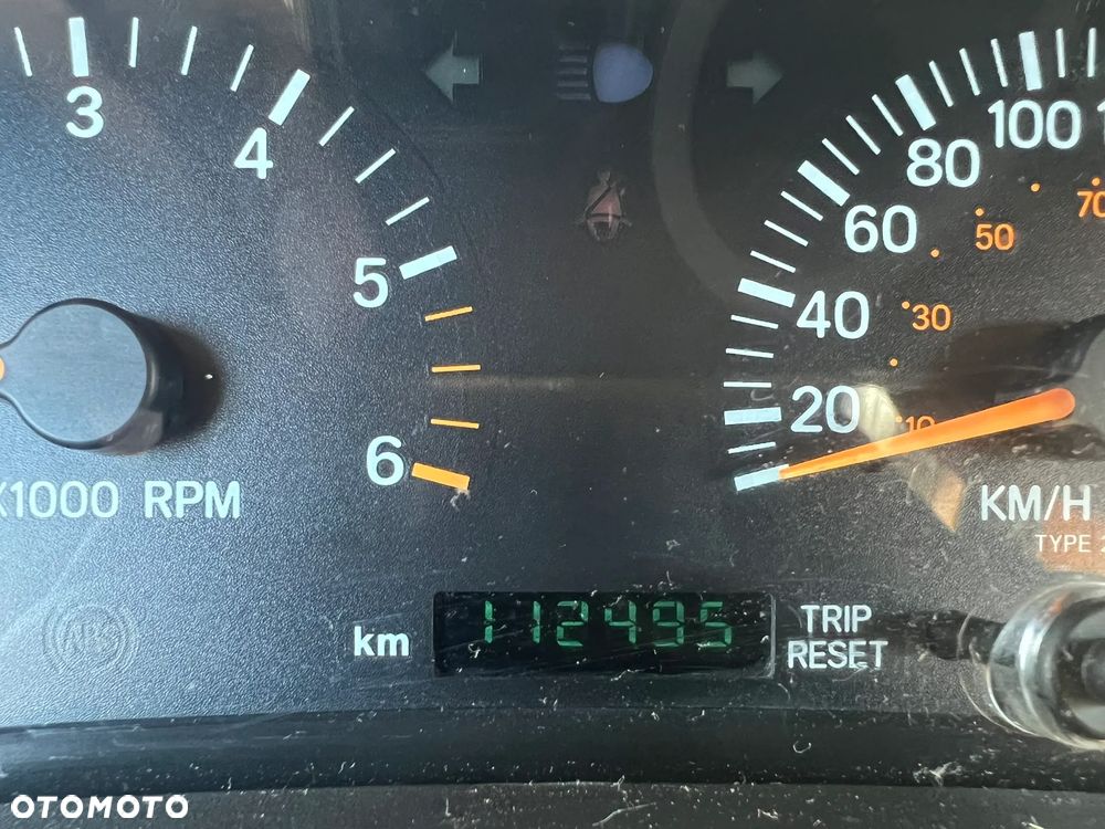 Jeep Cherokee - 9