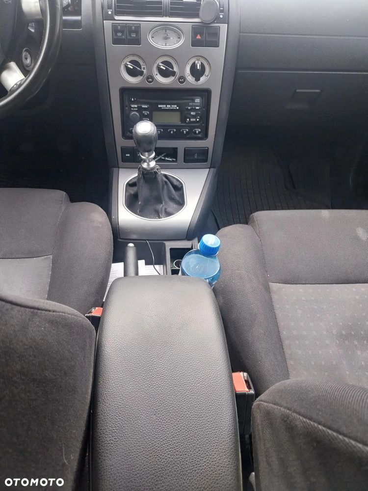 Ford Mondeo 1.8 Ambiente X - 7