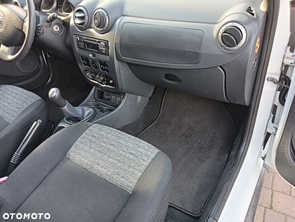 Dacia Duster 1.6 16V 4x2 Ambiance - 11