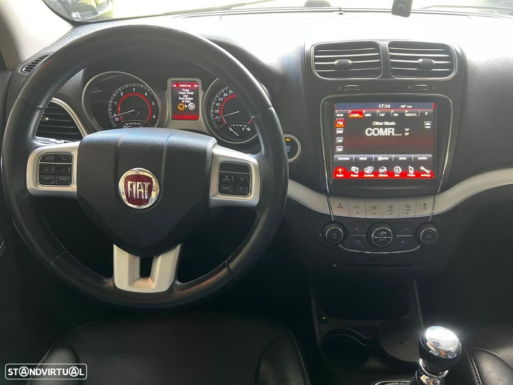 Fiat Freemont 2.0 M-Jet Urban - 23