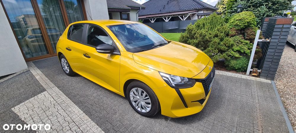 Peugeot 208 - 1