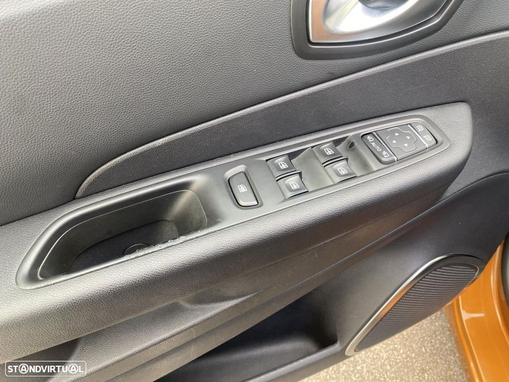 Renault Captur 1.5 dCi Exclusive - 16