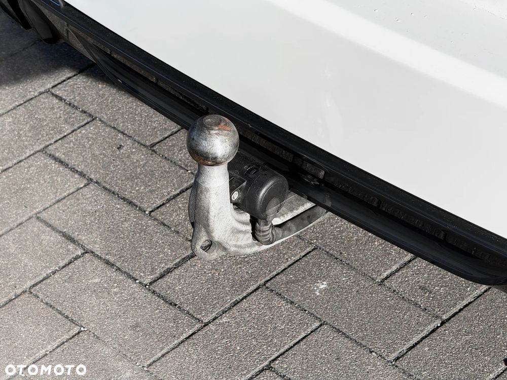 BMW Seria 3 M340i xDrive sport - 14