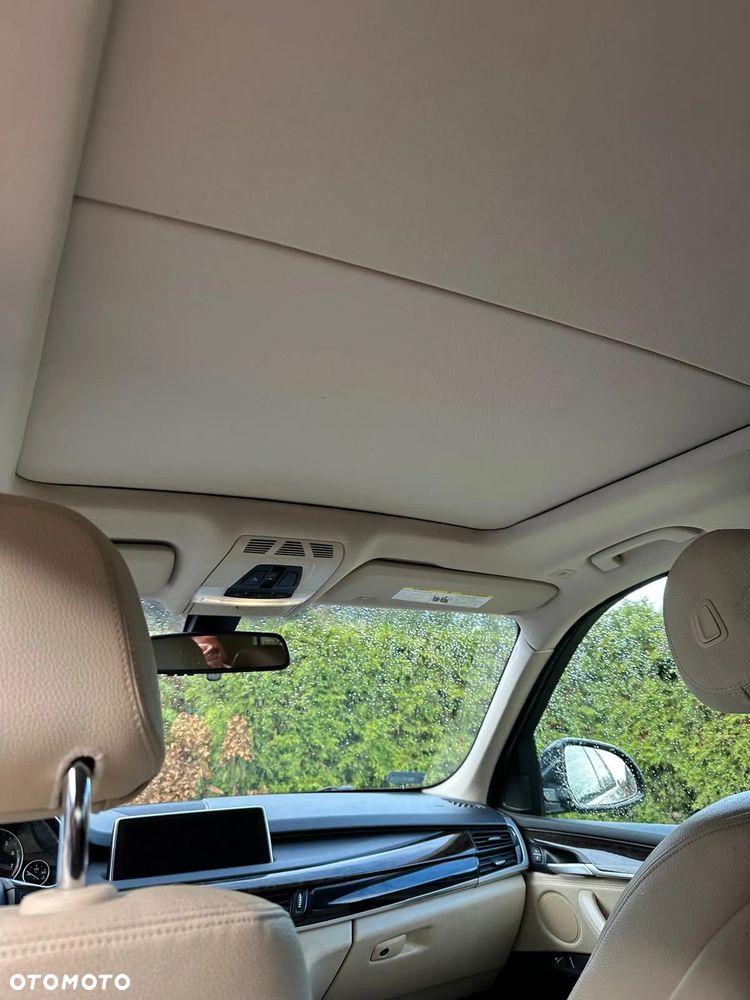 BMW X5 xDrive35i - 10