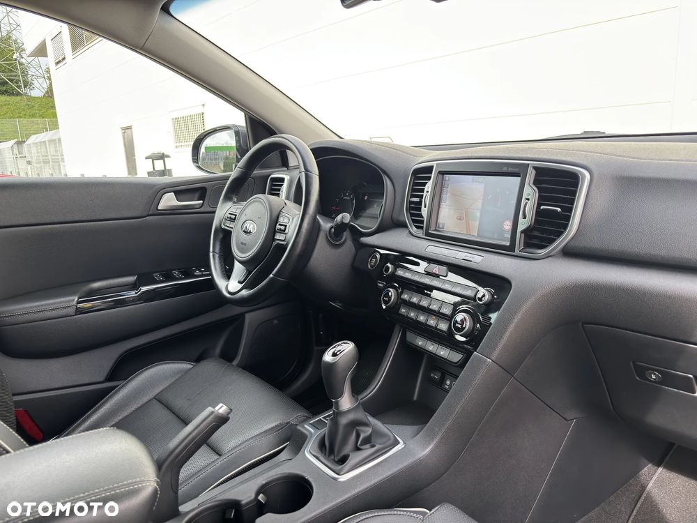 Kia Sportage 1.6 GDI 2WD DREAM-TEAM EDITION - 33
