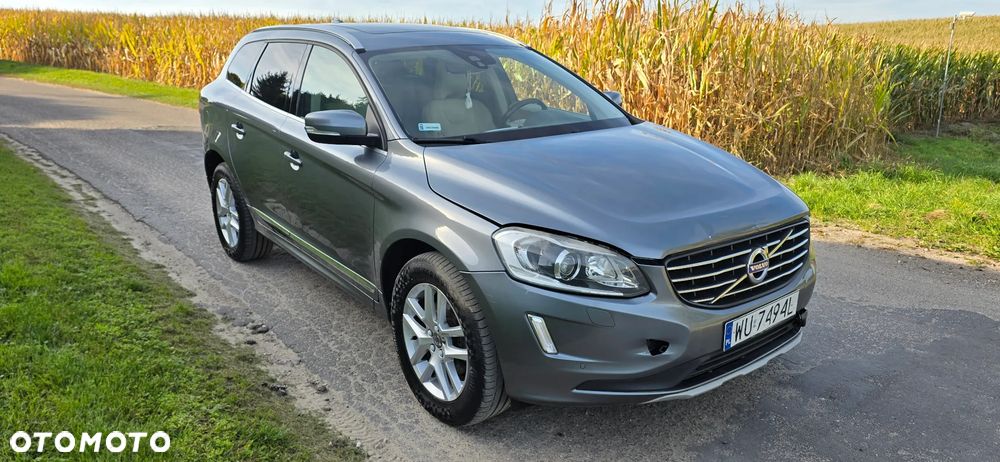Volvo XC 60 D4 AWD R-Design - 4