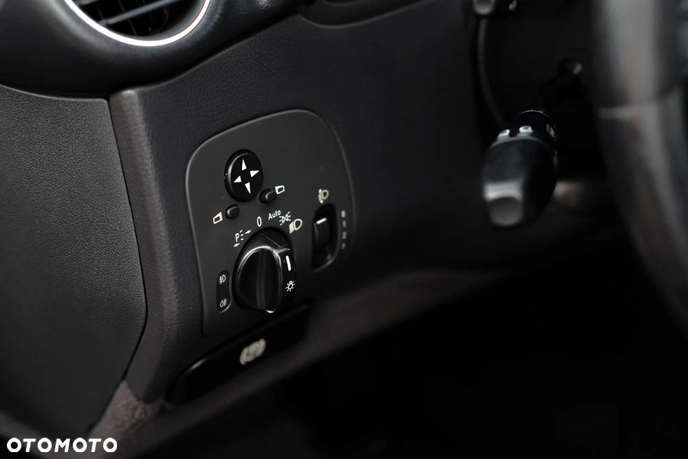 Mercedes-Benz CLK 200 Kompressor Automatik Avantgarde - 7