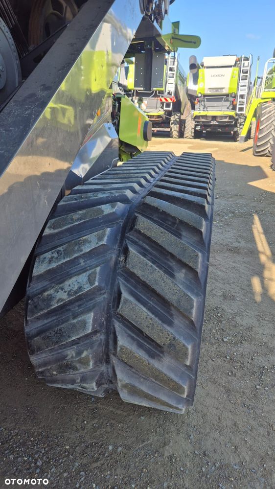 Claas Lexion 780TT z hederem - 12