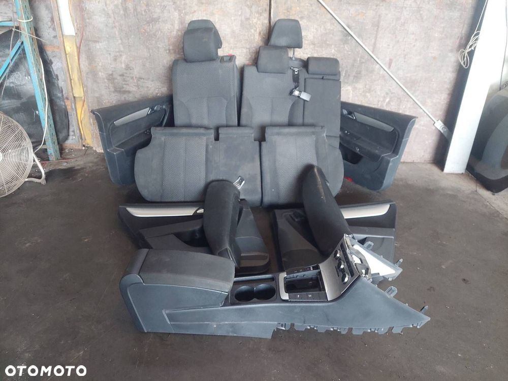 KOMPLET FOTELI LEWY PRAWY PRZÓD + KANAPA BOCZKI PASSAT B7 KOMBI ID: 236177 - 2