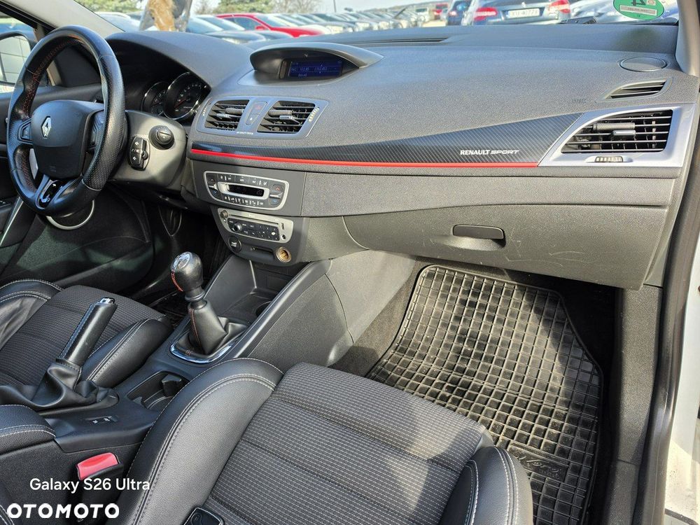 Renault Megane dCi 160 FAP GT - 32