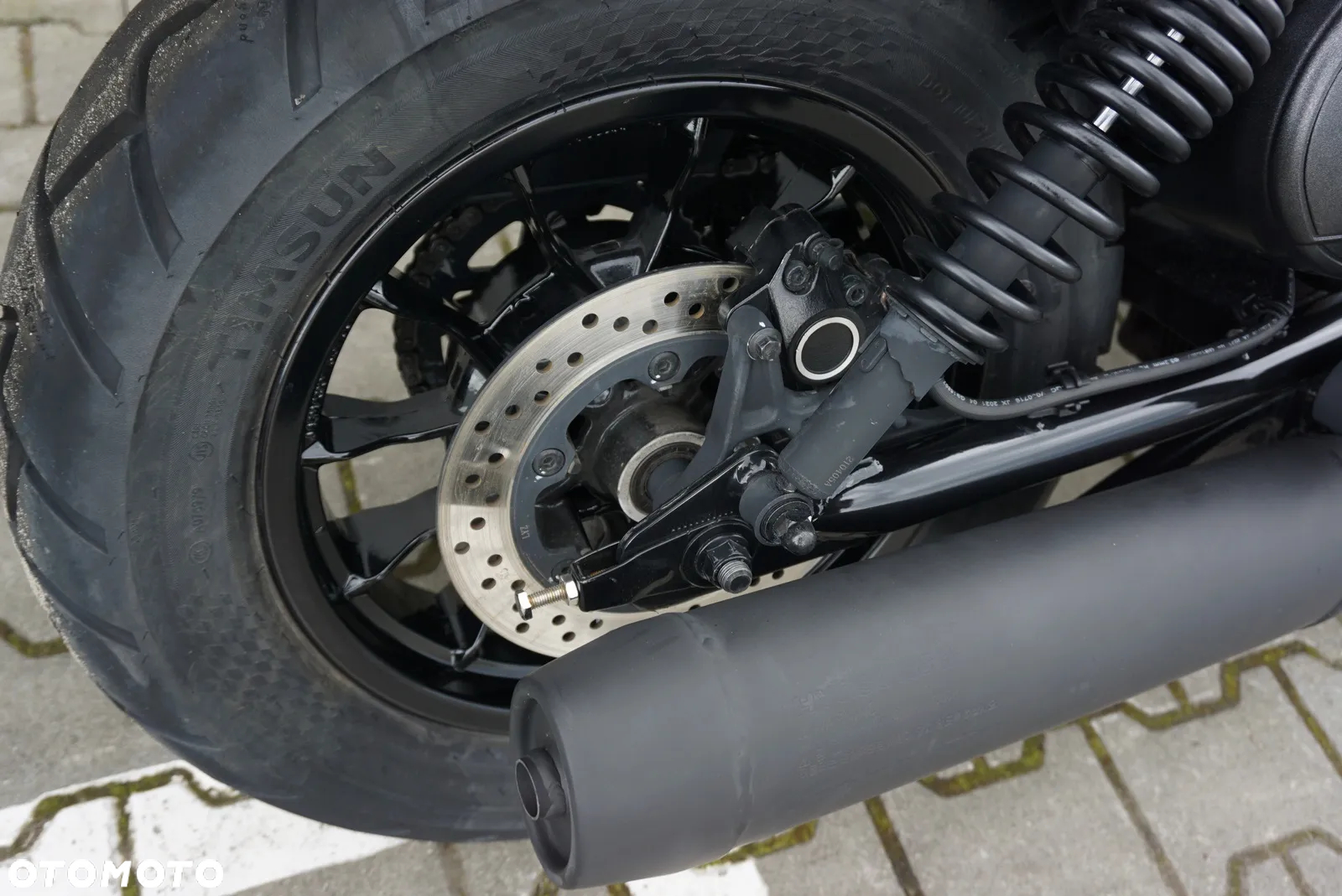 Hyosung GV - 12