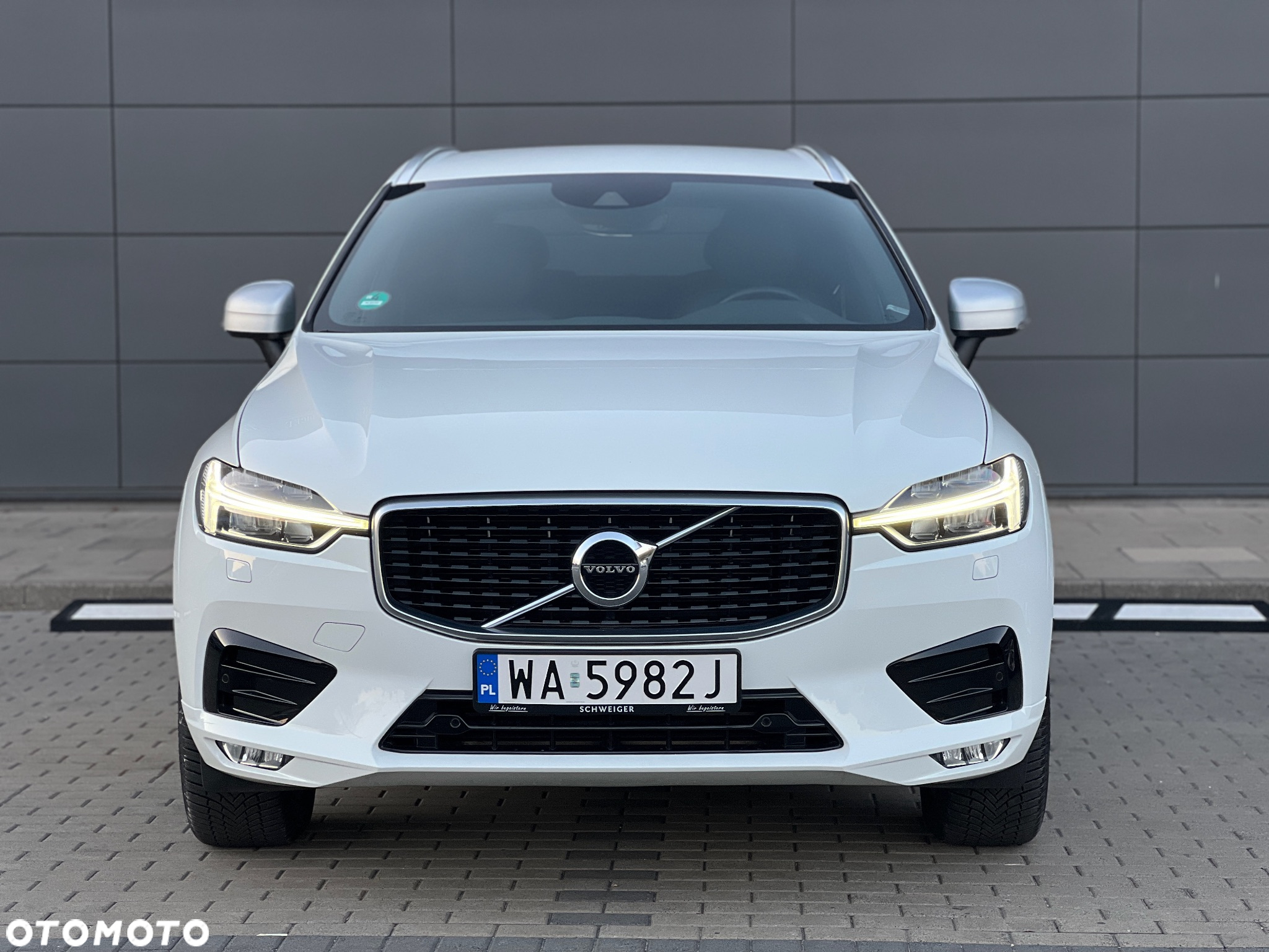 Volvo XC 60 D4 AWD R-Design - 2