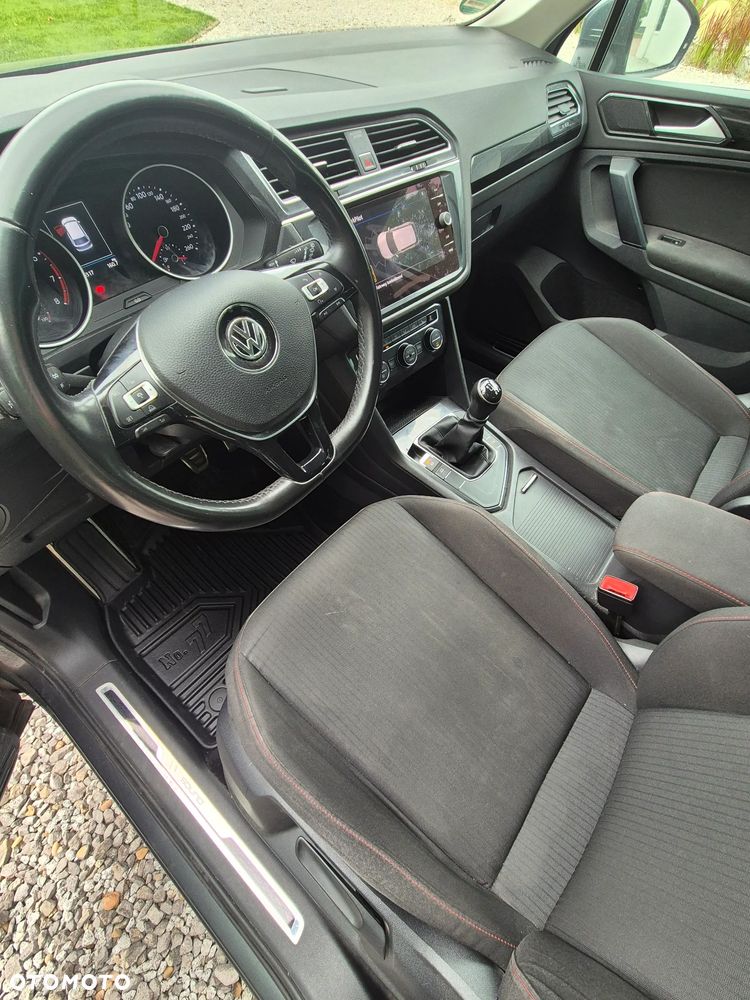 Volkswagen Tiguan - 18