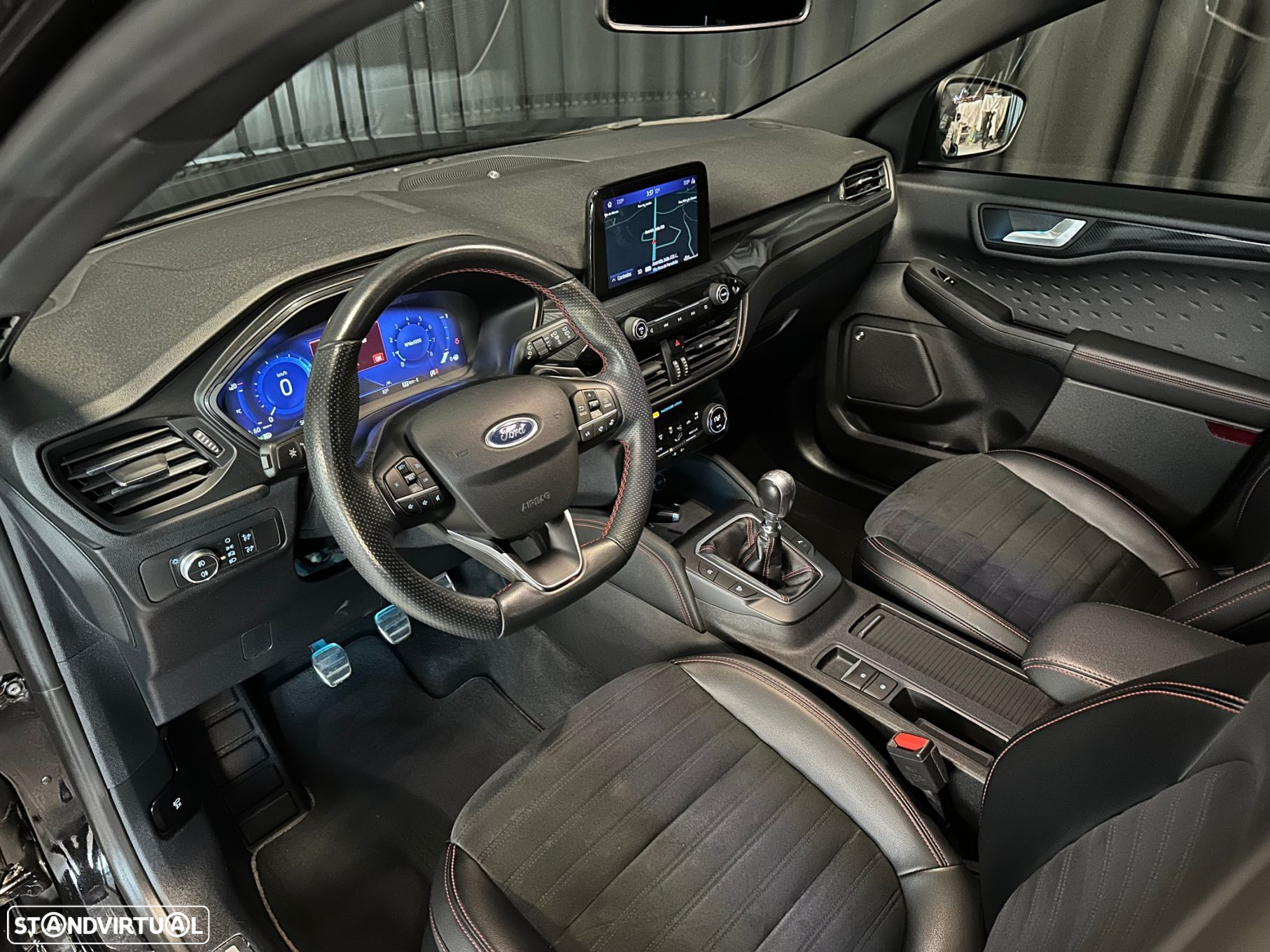 Ford Kuga 1.5 EcoBoost ST-Line X - 7