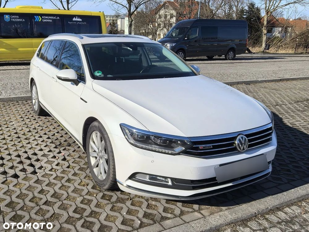 Volkswagen Passat Variant 2.0 TDI Bi-Turbo BMT 4Mot Highline DSG - 10