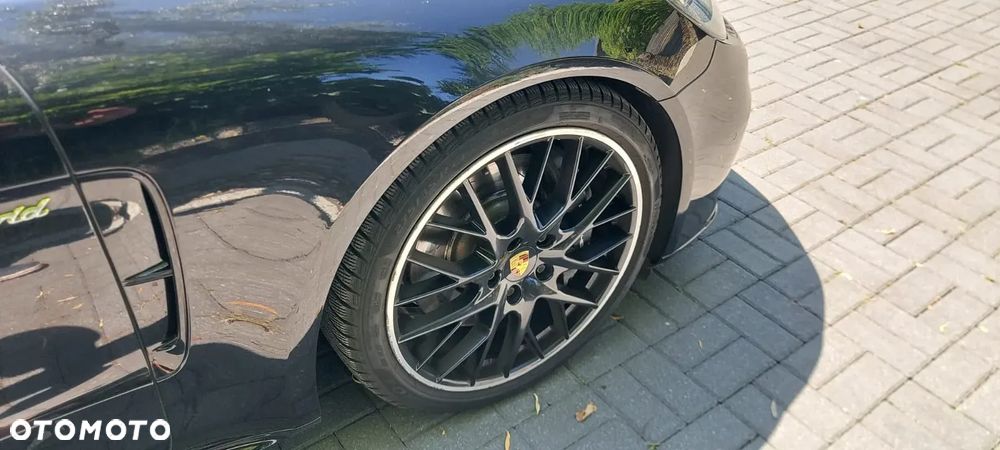 Porsche Panamera 4 E-Hybrid - 19
