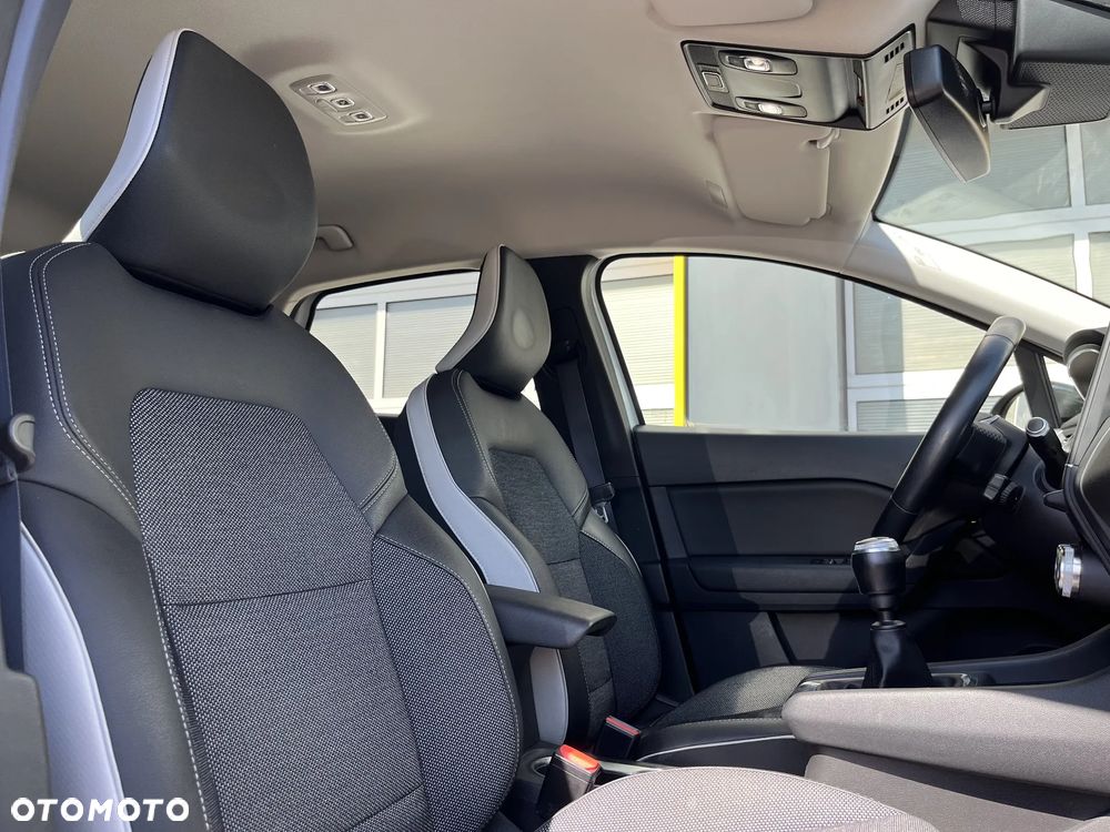 Renault Captur 1.3 TCe mHEV Intens - 21