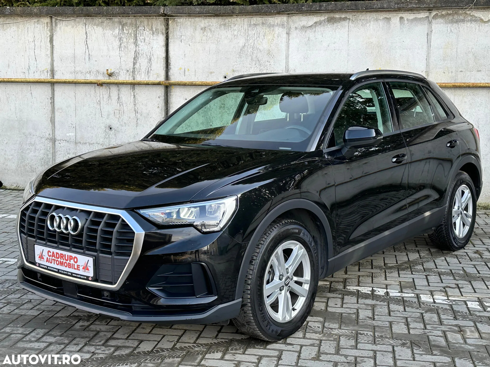 Audi Q3 2.0 35 TDI S tronic Advanced - 9