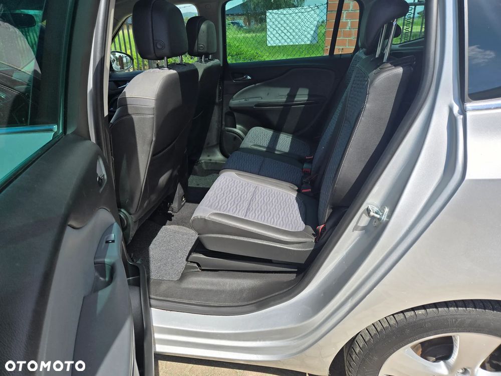 Opel Zafira Tourer 1.4 Turbo Business Edition - 13