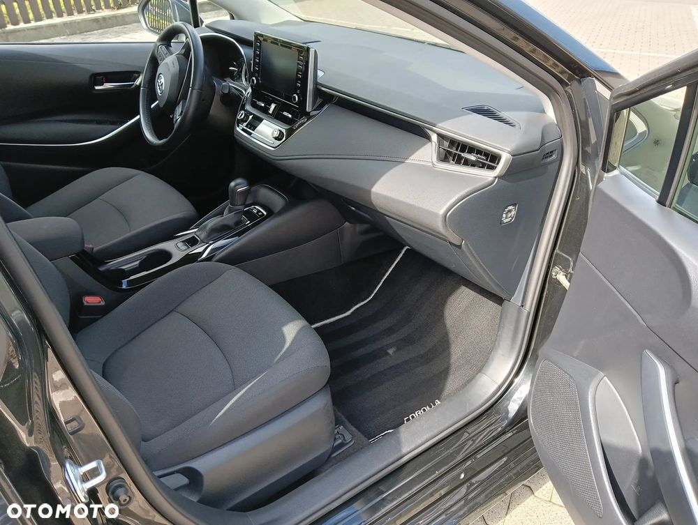 Toyota Corolla 1.8 Hybrid Comfort - 13