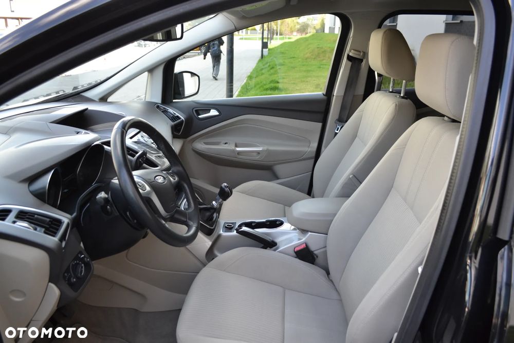 Ford Grand C-MAX 1.6 EcoBoost Start-Stop-System Titanium - 19
