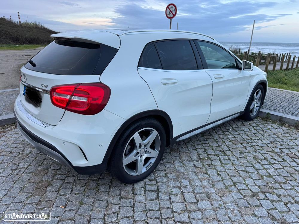 Mercedes-Benz GLA 220 CDI AMG Line - 10