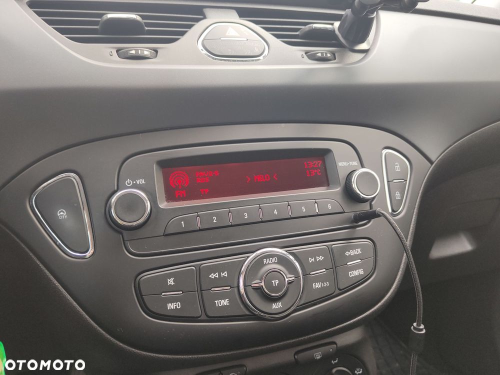 Opel Corsa 1.2 16V Edition / Active - 12