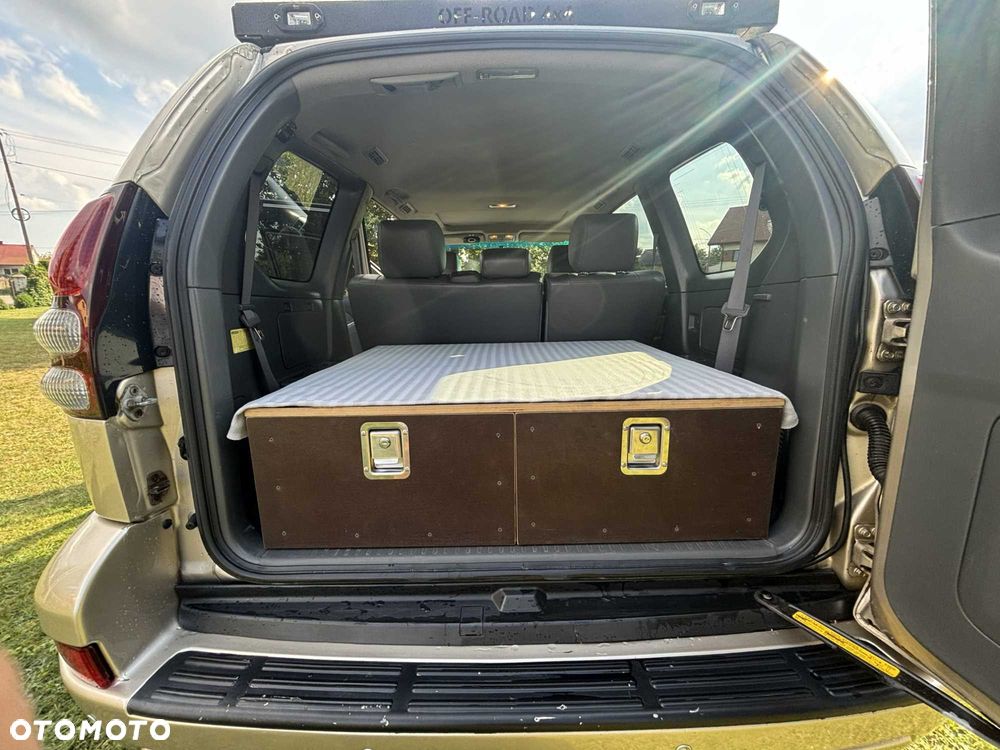 Toyota Land Cruiser - 8