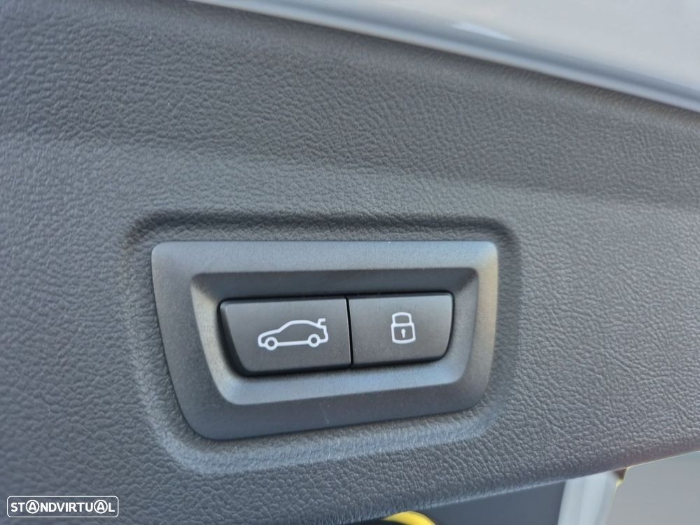 BMW i4 eDrive40 Pack Desportivo M Pro - 33