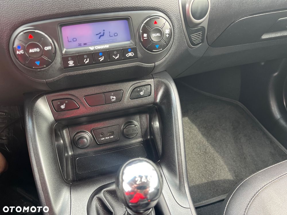 Hyundai ix35 1.6 2WD Fifa World Cup Edition - 11