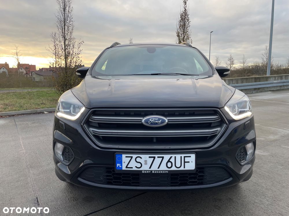 Ford Kuga 1.5 EcoBoost 2x4 ST-Line - 11