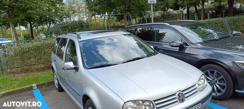 Volkswagen Golf - 2