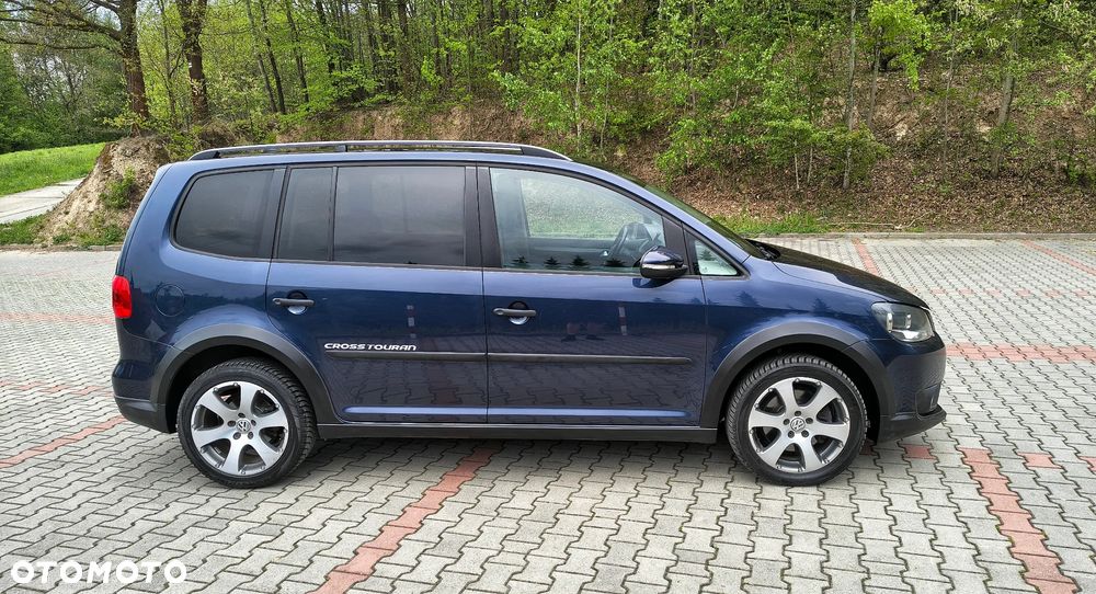 Volkswagen Touran 2.0 TDI DPF Cross - 6