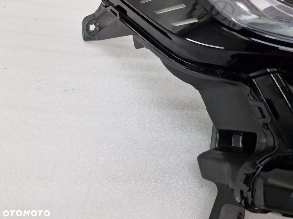 RENAULT MEGANE IV E-TECH ETECH PRAWA LAMPA LED / DRL PRZEDNIA PRZÓD , NR 266009083R , SPRAWNA , POSIADA PRZETWORNICE , NR AUKCJI H209 - 8