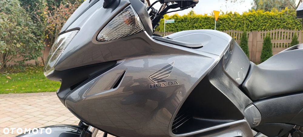 Honda Deauville - 40