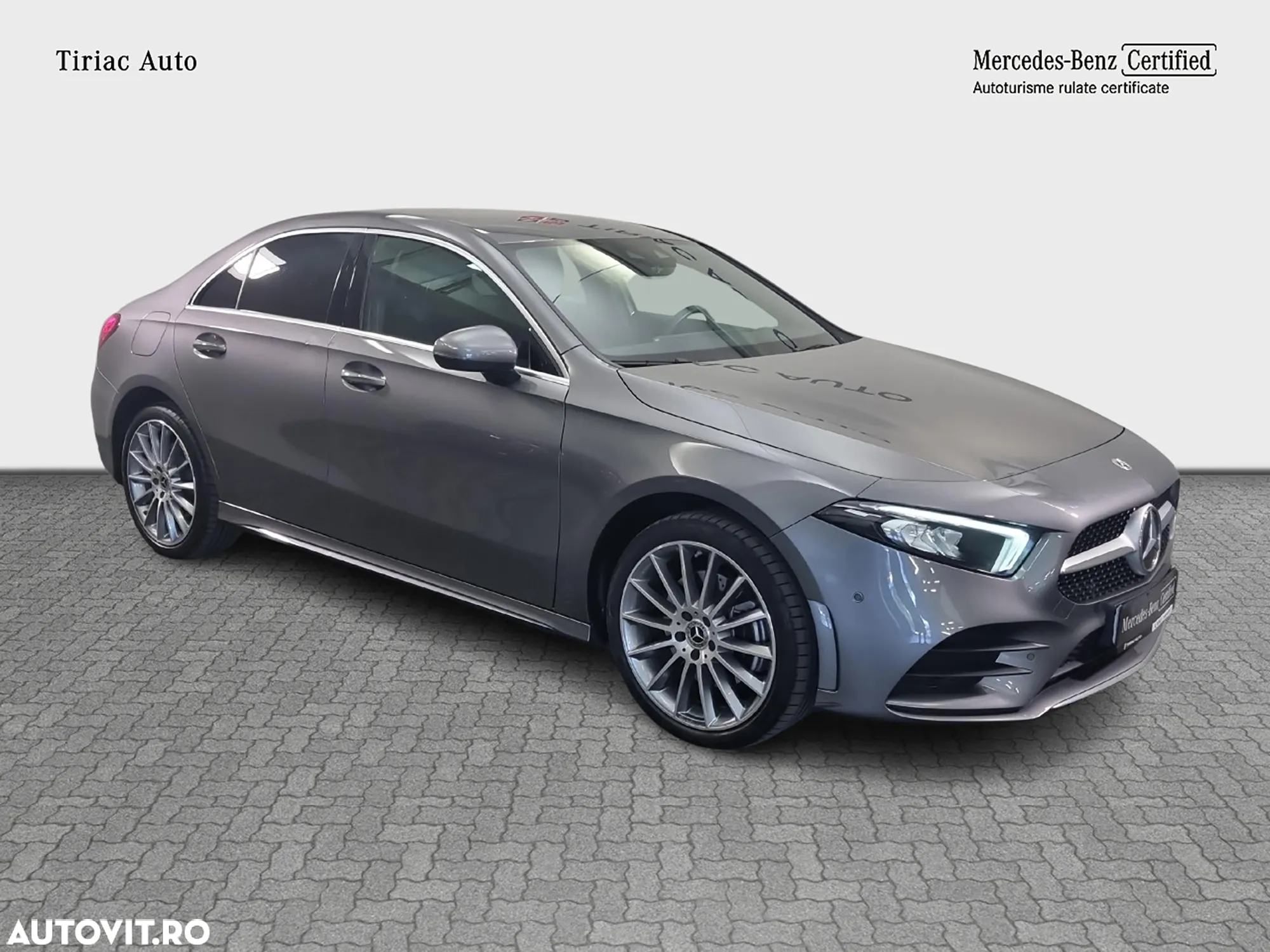 Mercedes-Benz A 250 e 8G-DCT AMG Line - 8