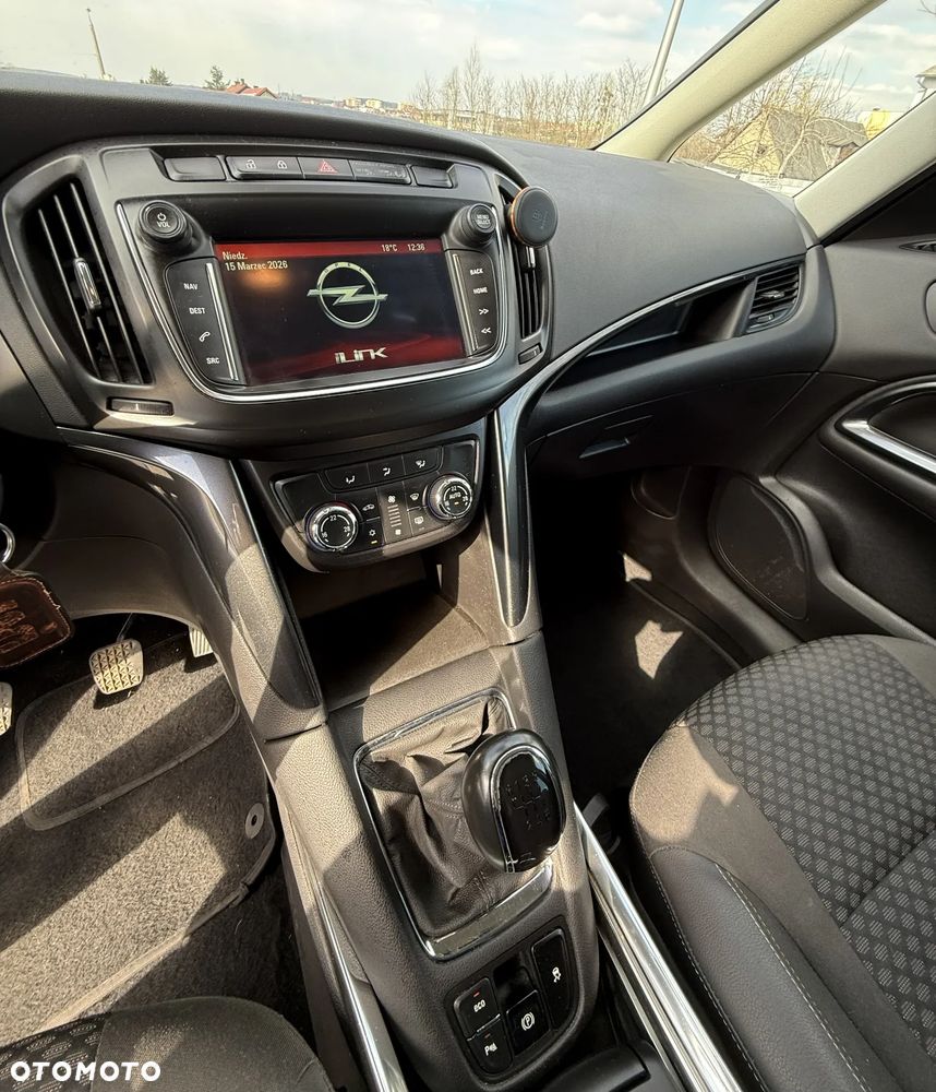 Opel Zafira - 8