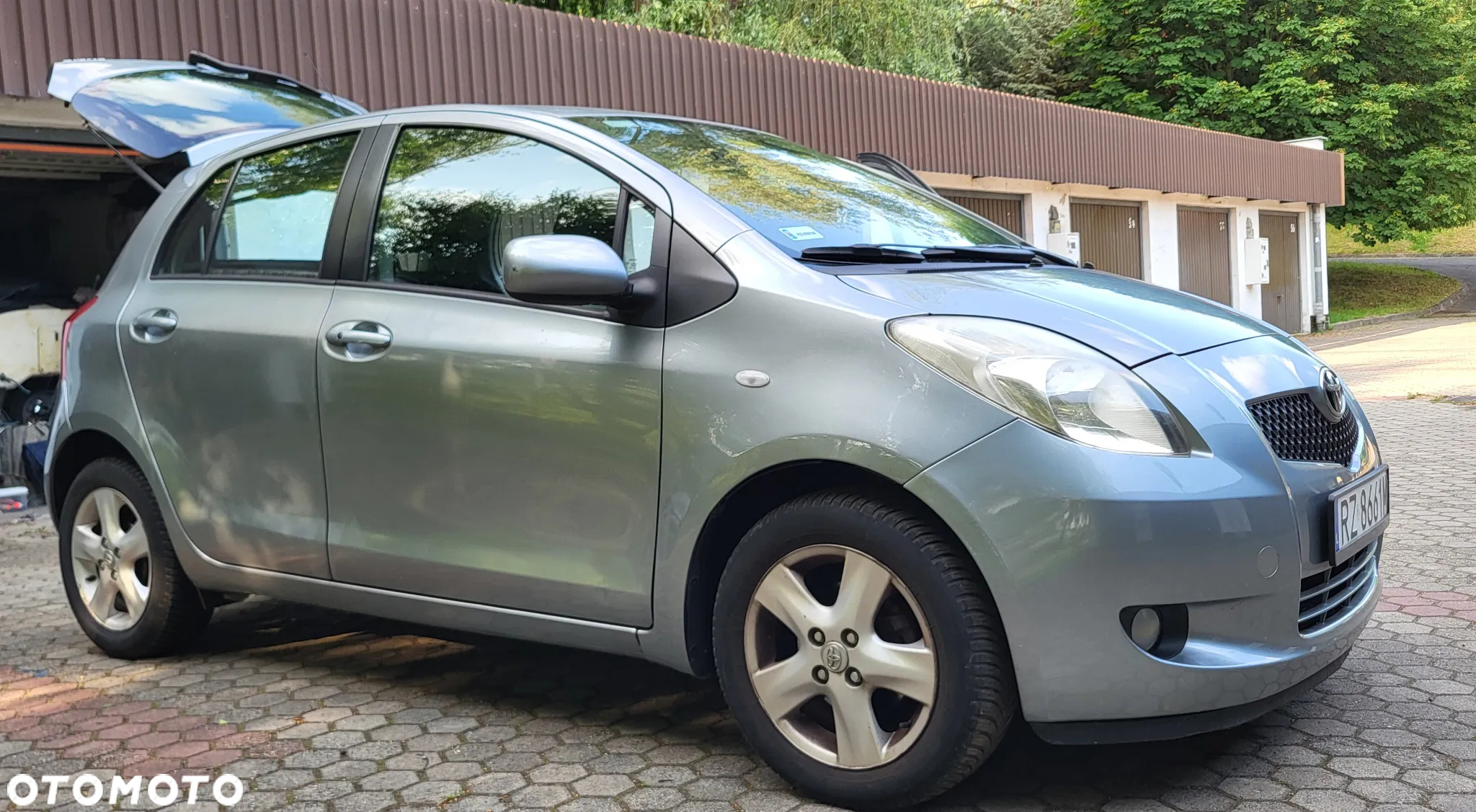 Toyota Yaris 1.3 VVT-i Sol - 9